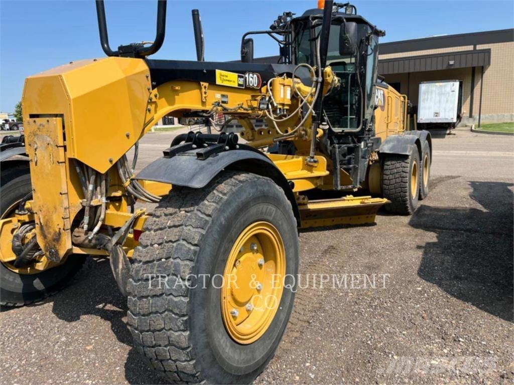 CAT 160 AWD Równiarki