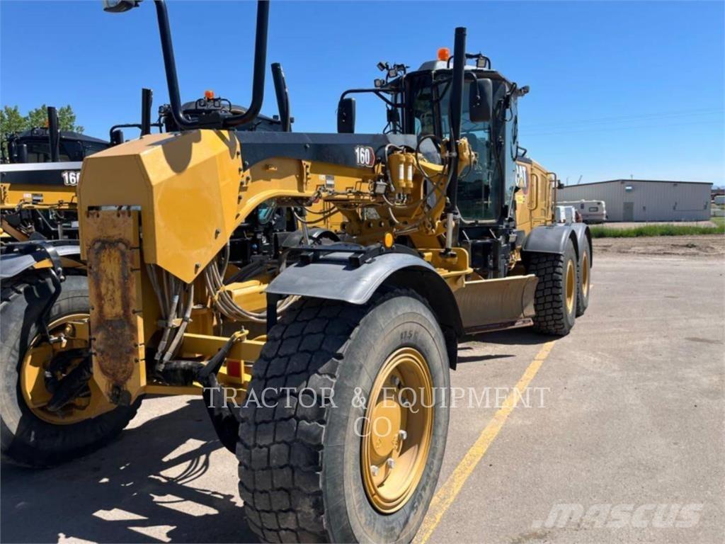 CAT 160 AWD Równiarki