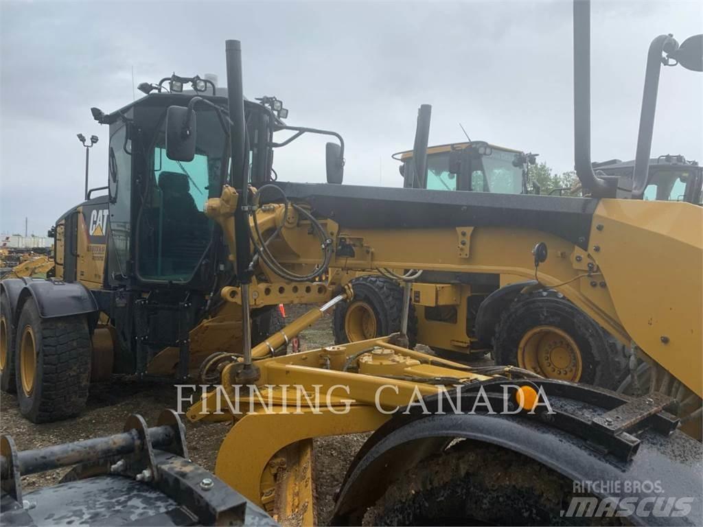 CAT 160M AWD Równiarki