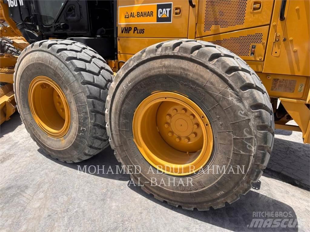 CAT 160M AWD Równiarki
