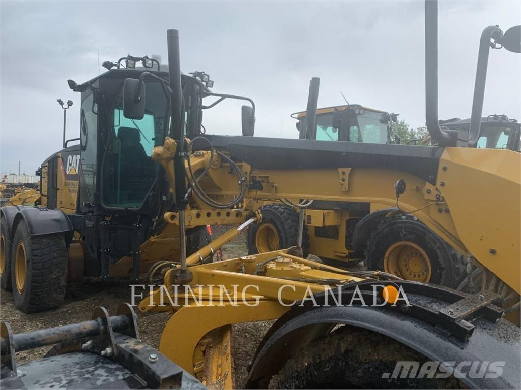 CAT 160M AWD Równiarki
