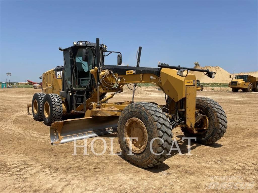 CAT 160M2AWD Równiarki