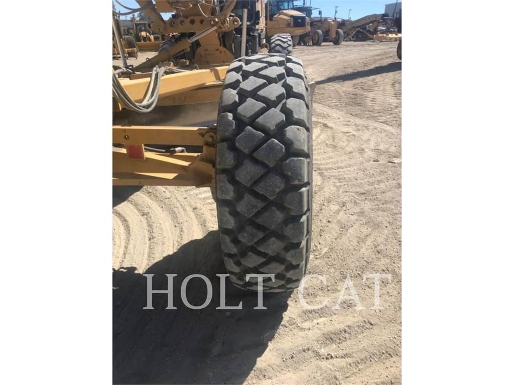 CAT 160M3 Równiarki
