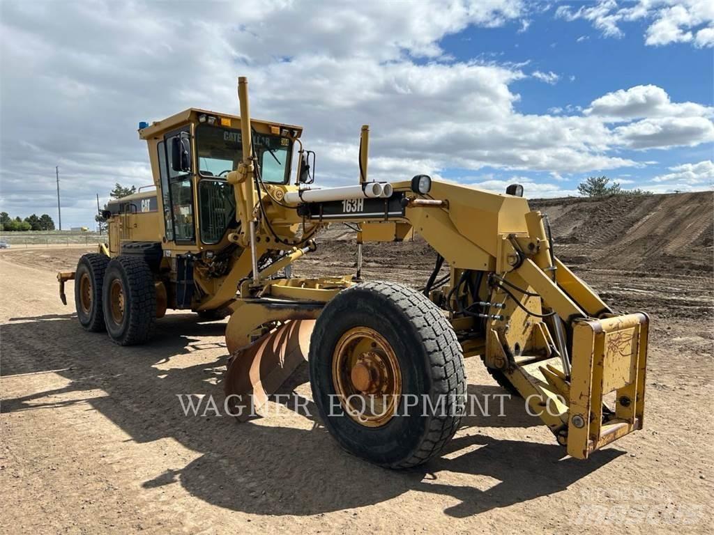 CAT 163H AWD Równiarki