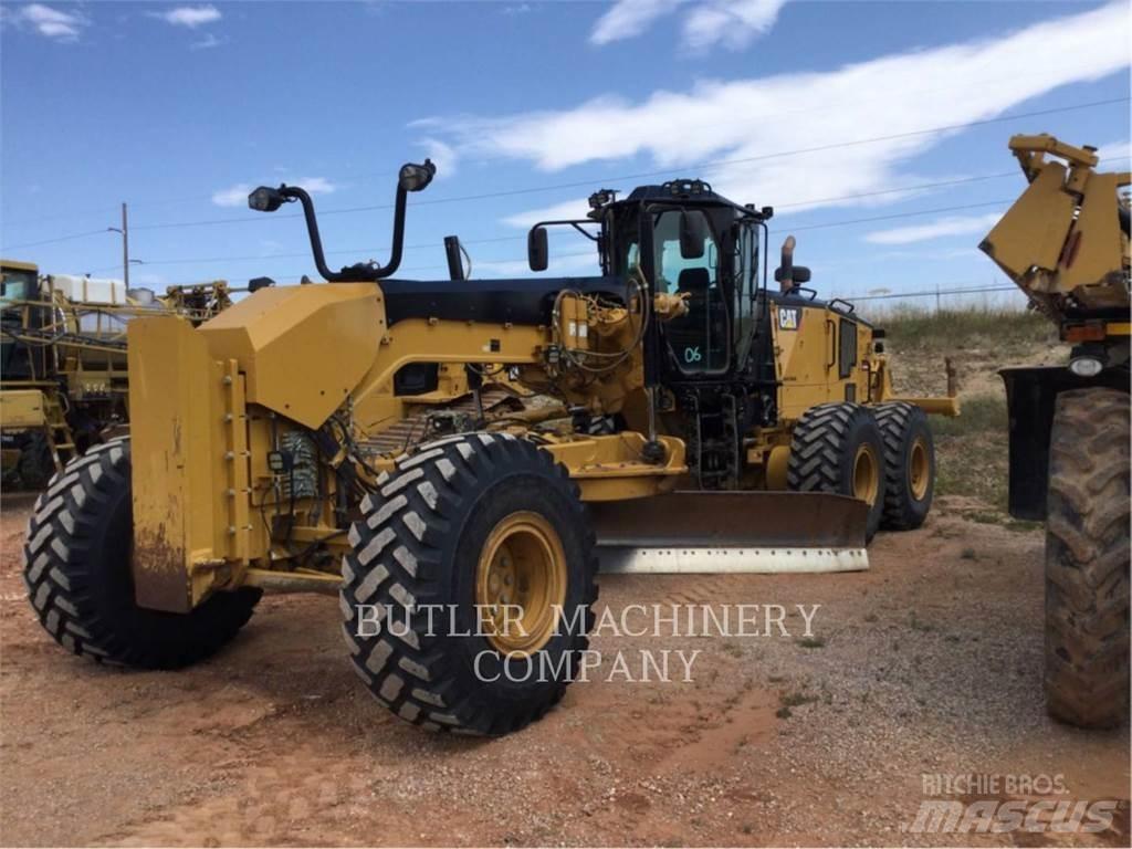 CAT 18 M3 Równiarki