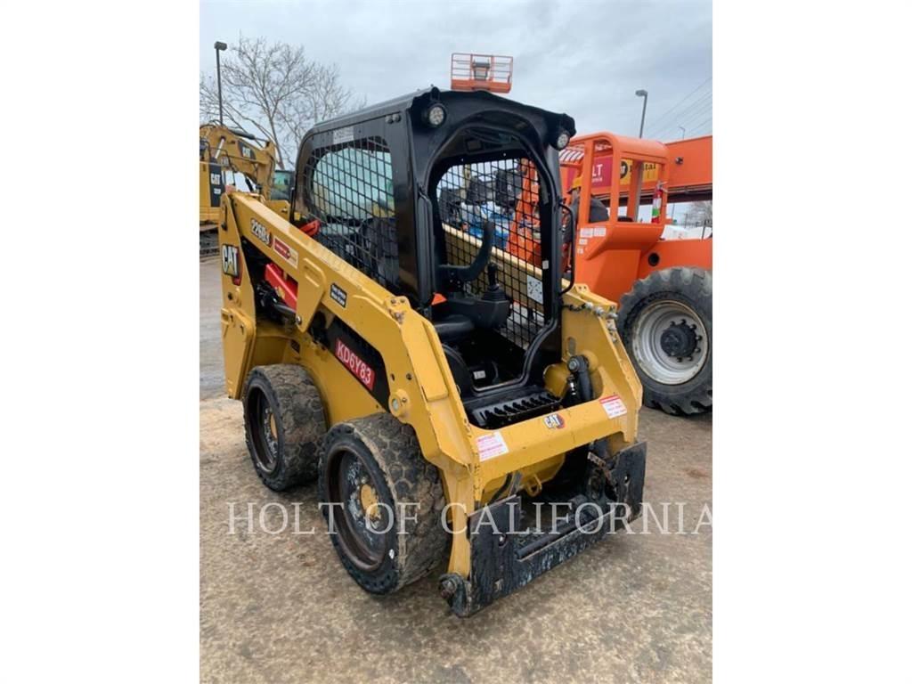 CAT 226 HF Ładowarki burtowe