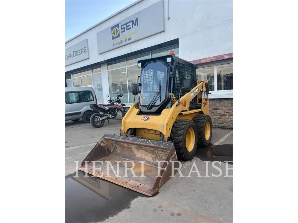 CAT 226B3 Ładowarki burtowe