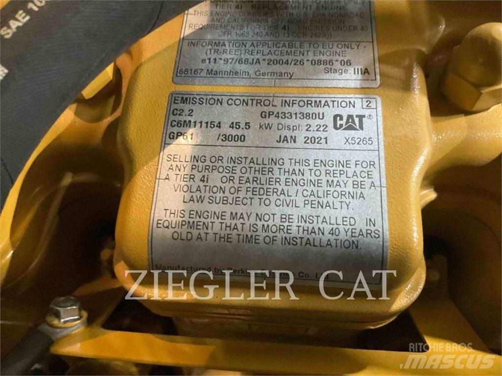 CAT 226B3 Ładowarki burtowe