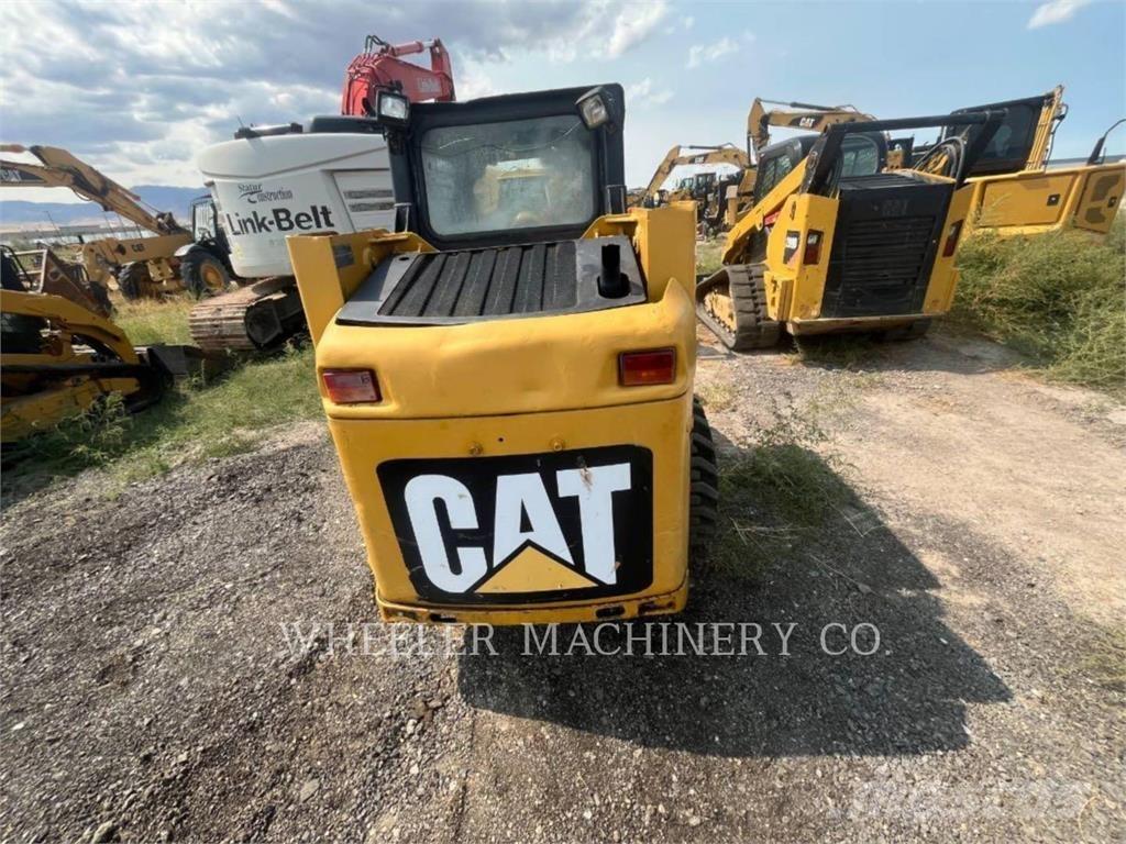 CAT 226B3 C3 Ładowarki burtowe
