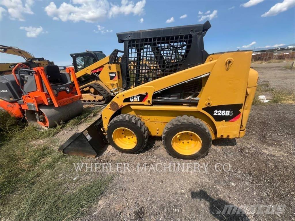 CAT 226B3 C3 Ładowarki burtowe
