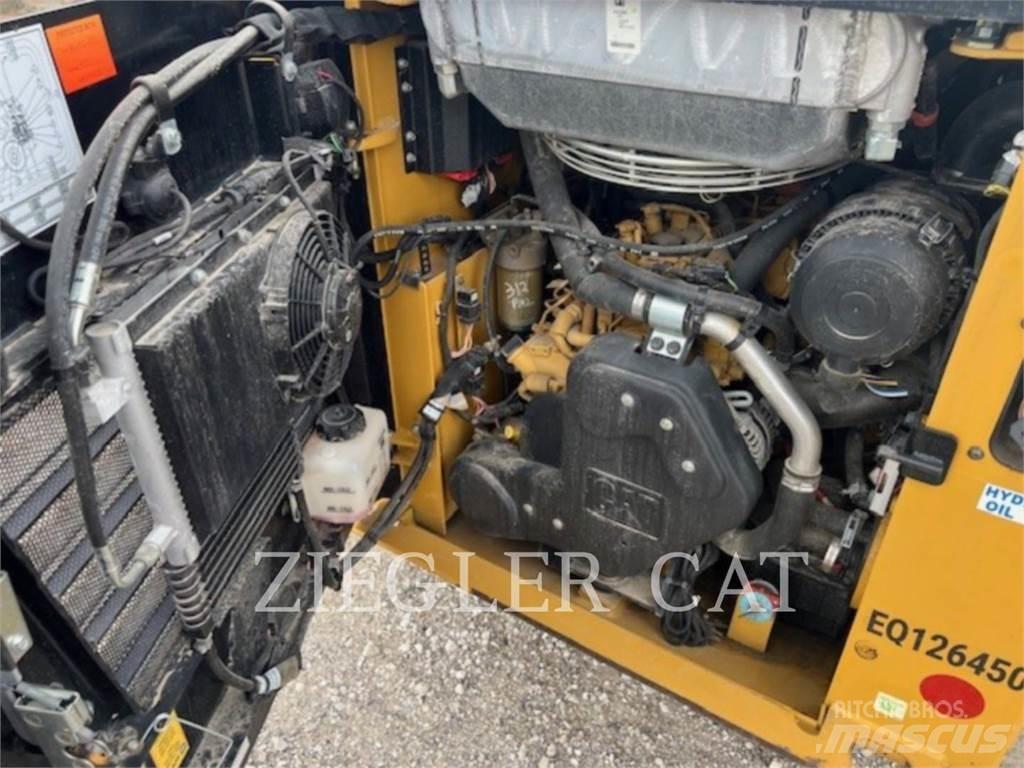 CAT 226D Ładowarki burtowe