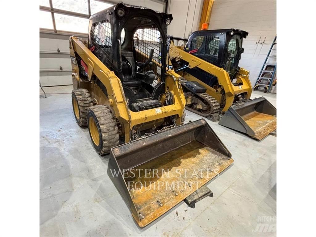 CAT 226D Ładowarki burtowe