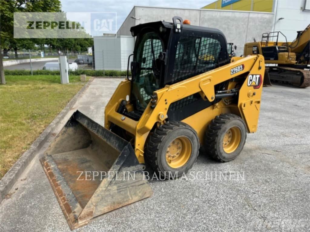 CAT 226D Ładowarki burtowe