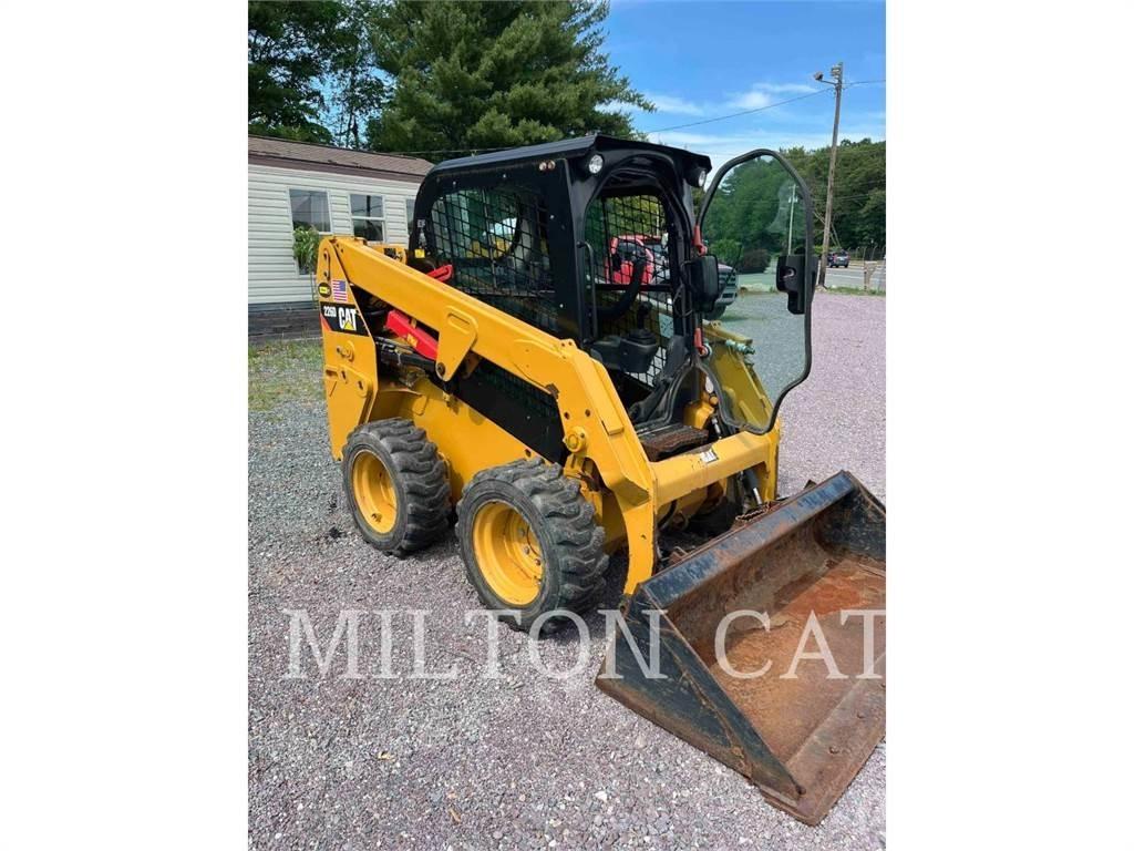 CAT 226D Ładowarki burtowe