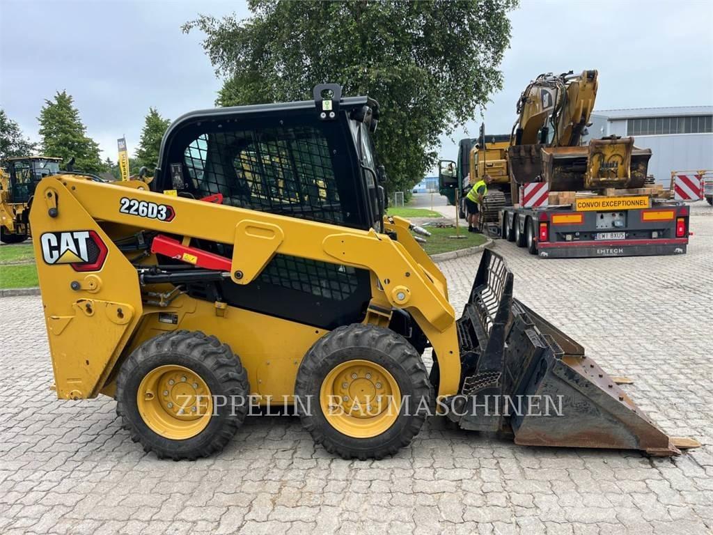 CAT 226D Ładowarki burtowe