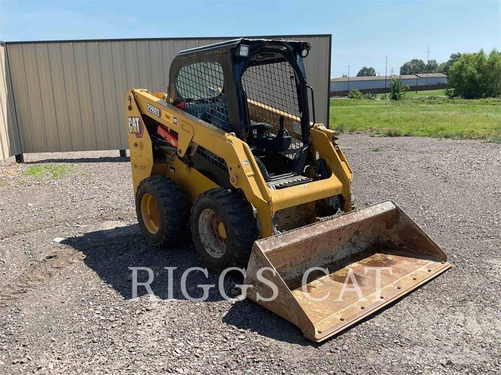 CAT 226D Ładowarki burtowe