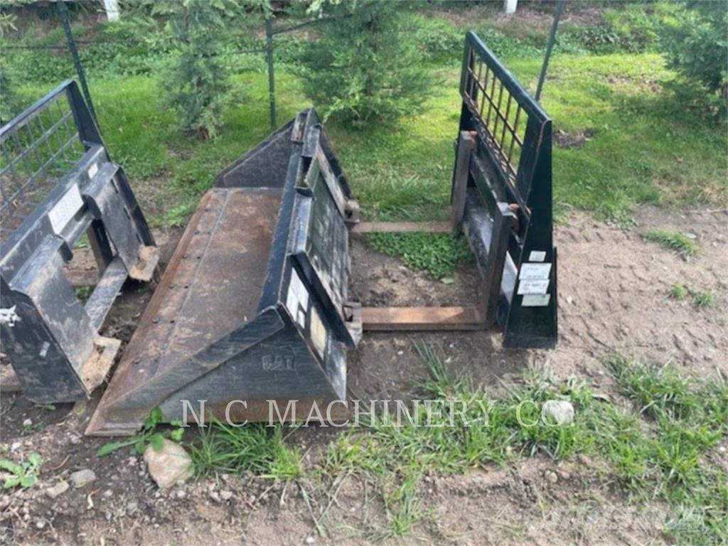 CAT 226D Ładowarki burtowe