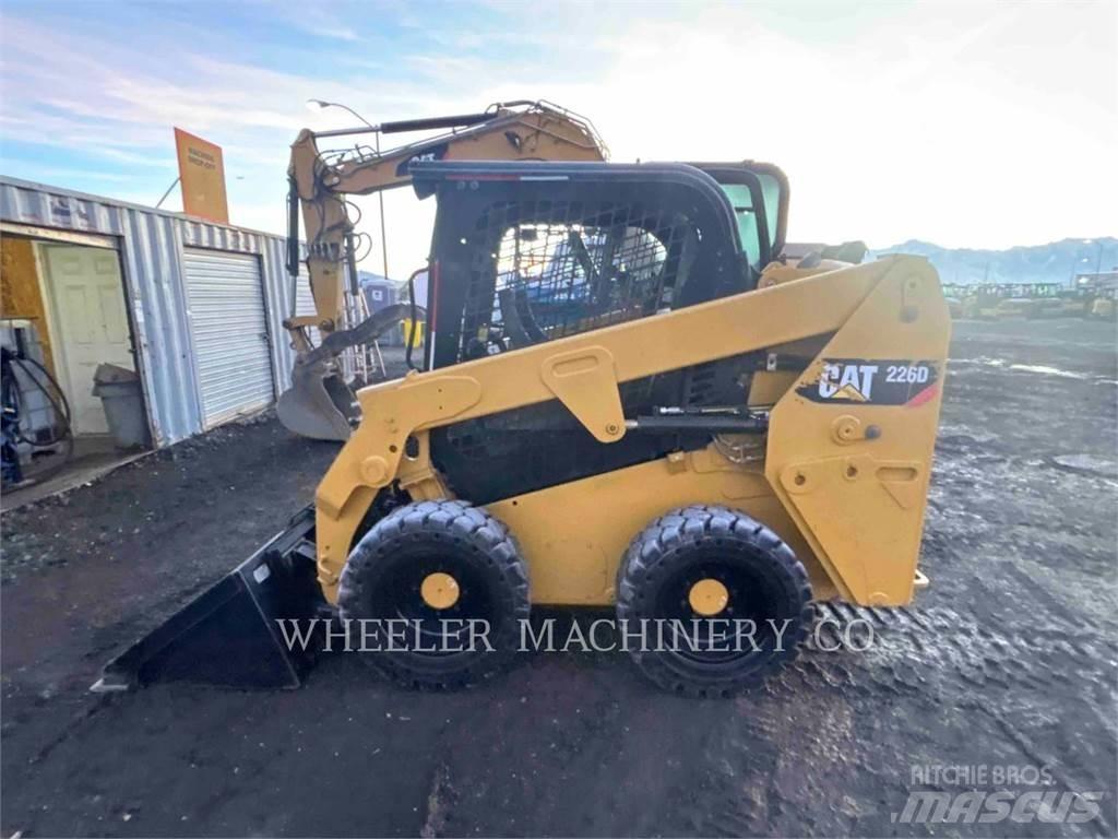 CAT 226D C1-H2 Ładowarki burtowe