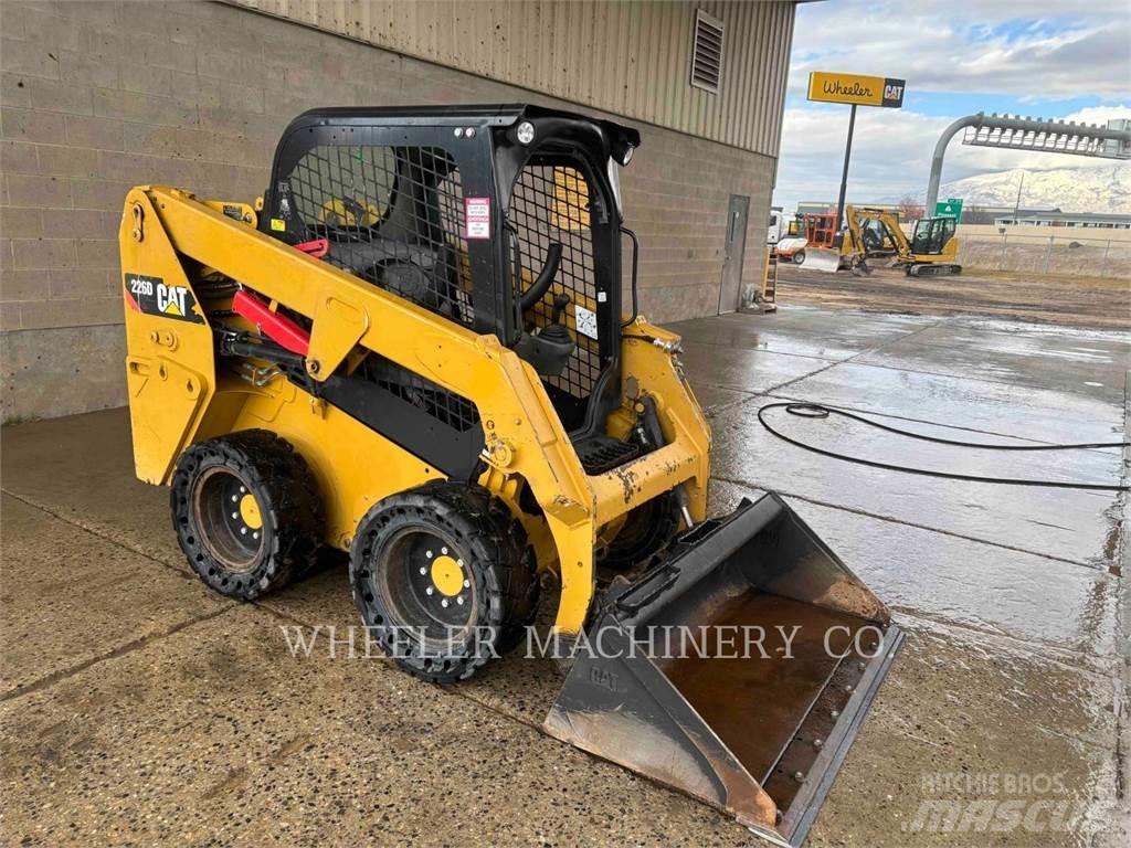 CAT 226D C1-H2 Ładowarki burtowe