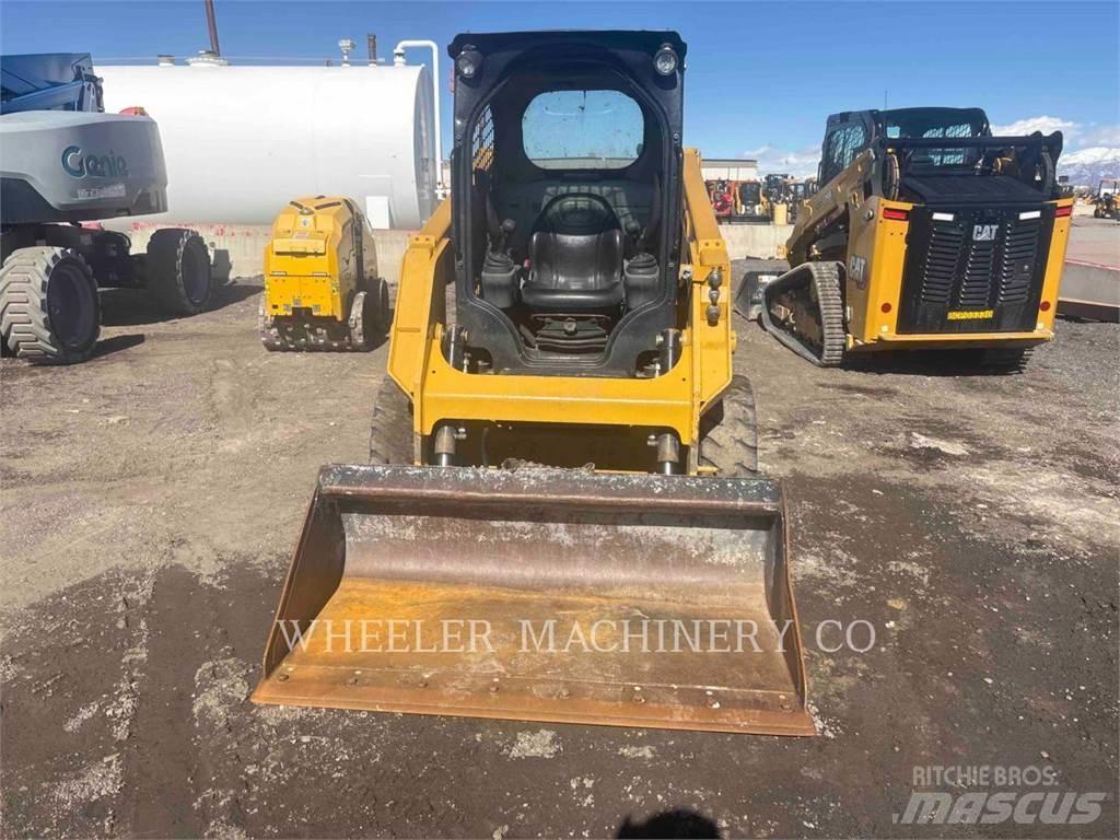CAT 226D C1-H2 Ładowarki burtowe