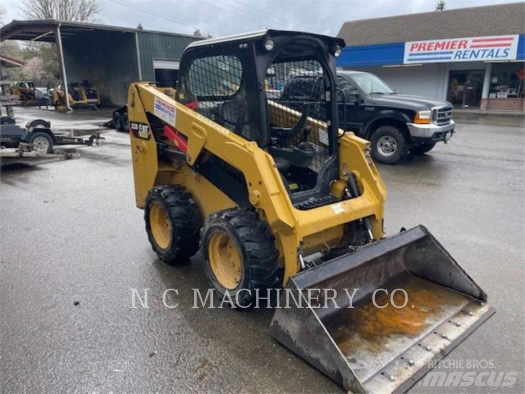 CAT 226D H1CN Ładowarki burtowe