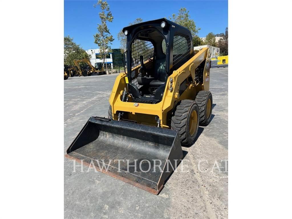 CAT 226D3 Ładowarki burtowe