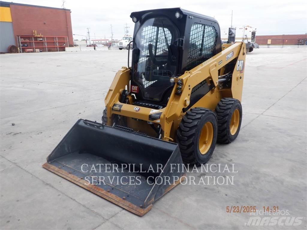 CAT 226D3 Ładowarki burtowe