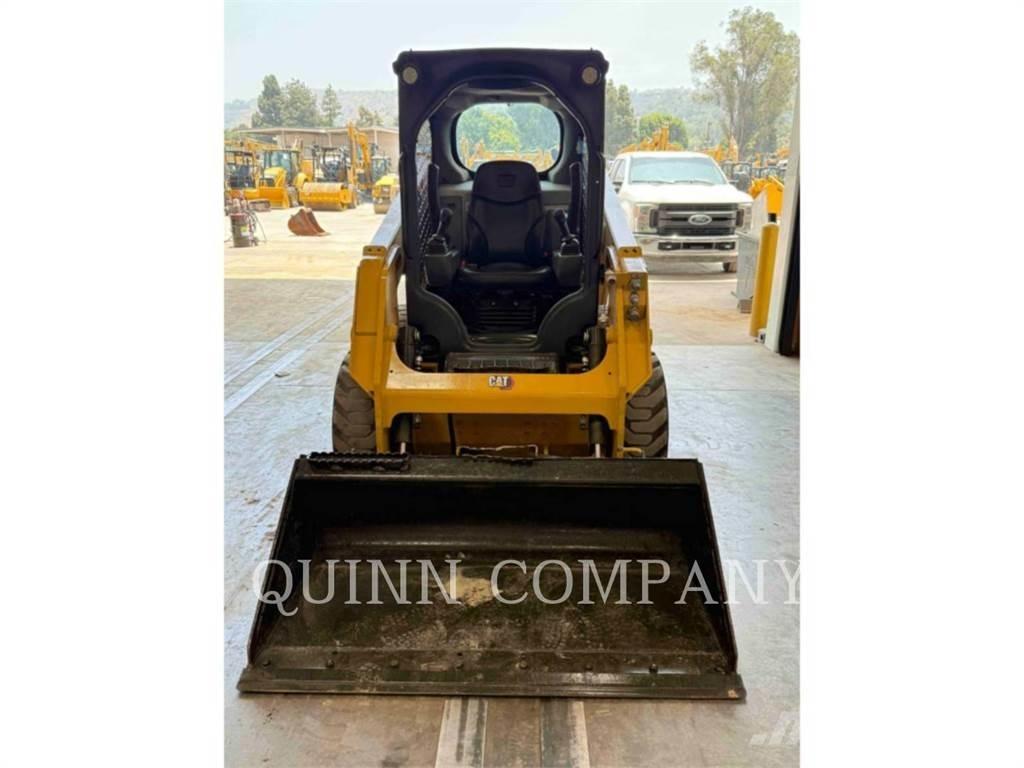 CAT 226D3 Ładowarki burtowe