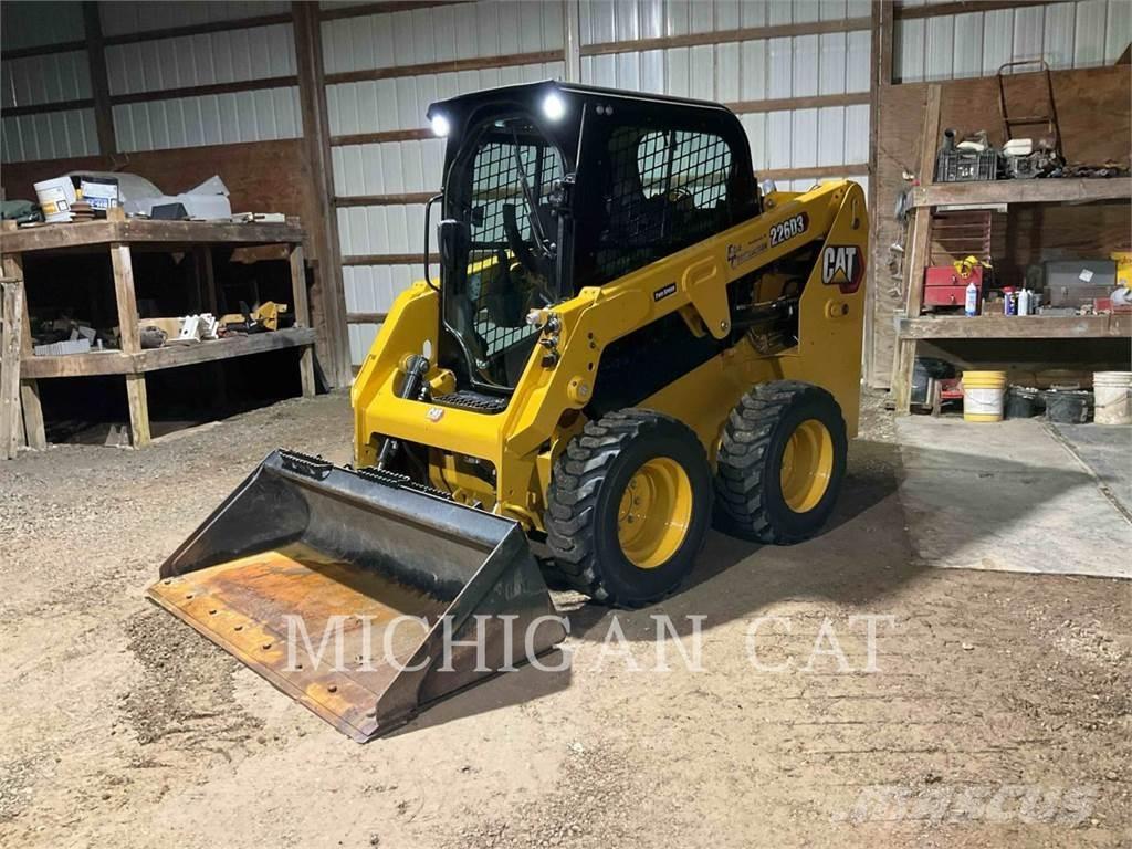 CAT 226D3 AQ Ładowarki burtowe