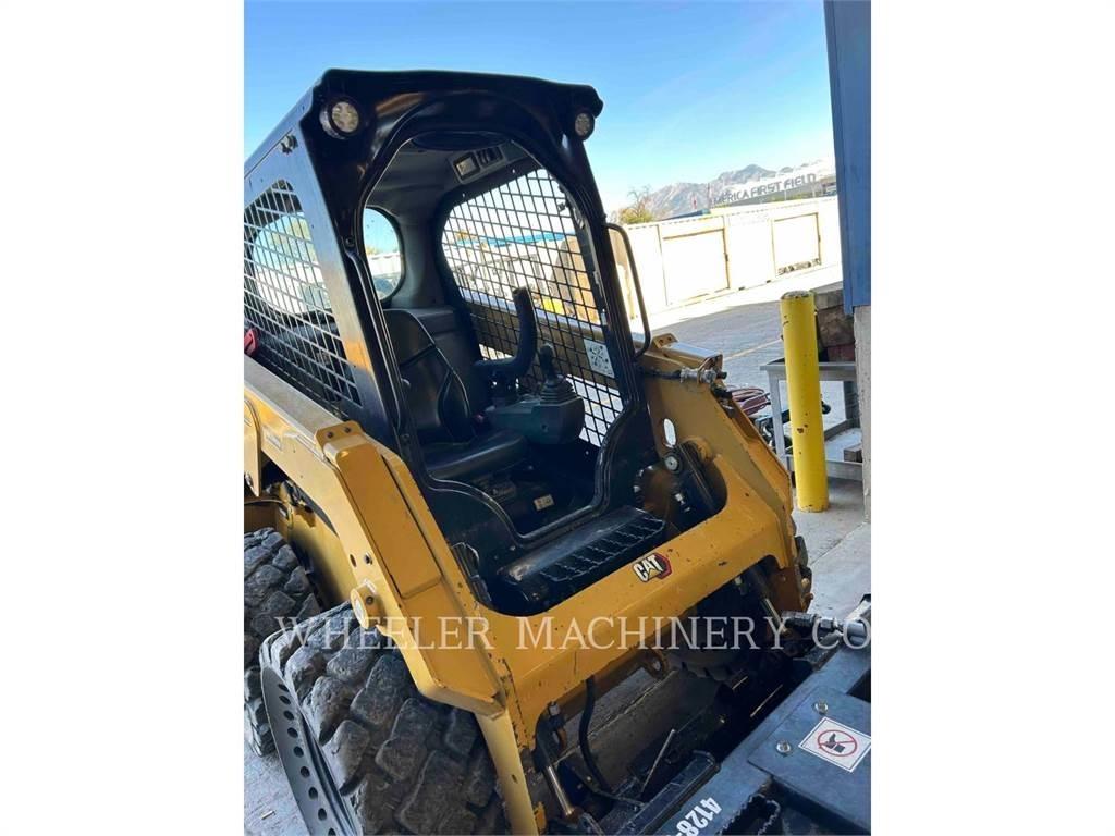 CAT 226D3 C1H2 Ładowarki burtowe