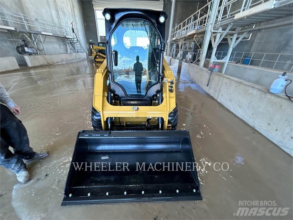 CAT 226D3 C3H2 Ładowarki burtowe