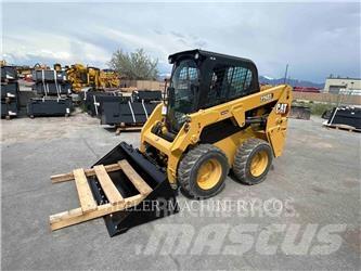 CAT 226D3 C3H2 Ładowarki burtowe