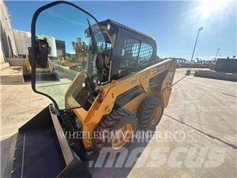 CAT 226D3 C3H2 Ładowarki burtowe
