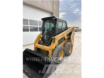CAT 226D3 C3H2 Ładowarki burtowe