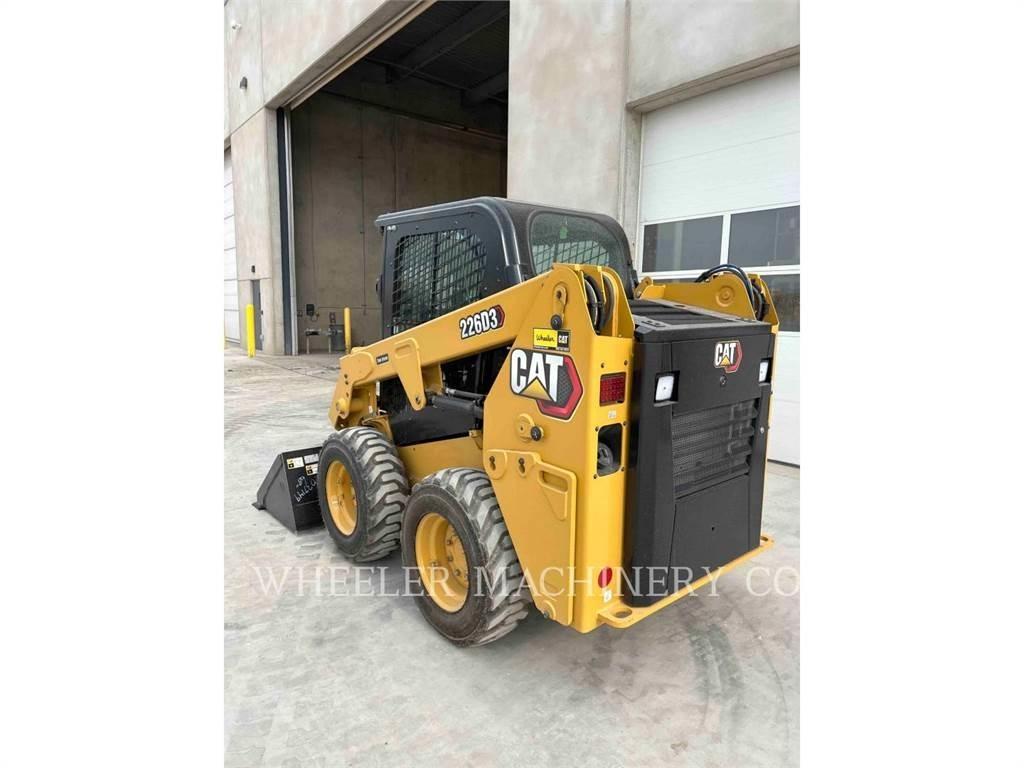 CAT 226D3 C3H2 Ładowarki burtowe