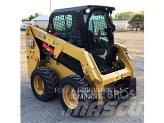 CAT 226D3STD1C Ładowarki burtowe