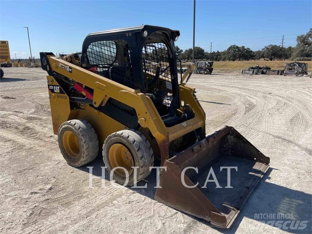 CAT 232D Ładowarki burtowe