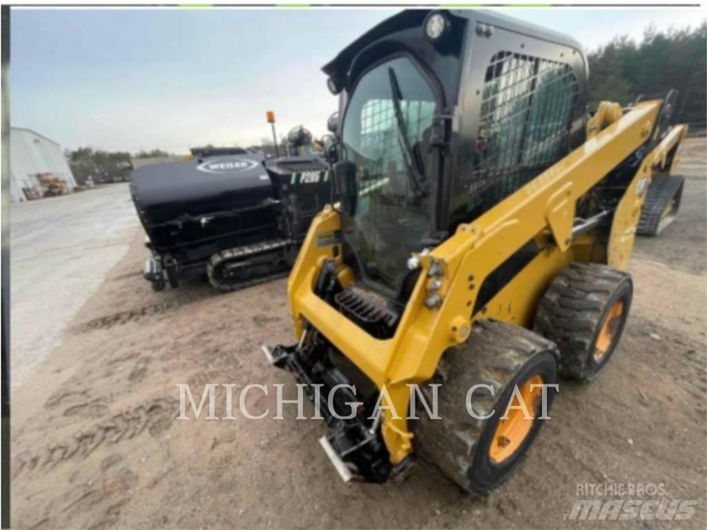 CAT 232D3 A2Q Ładowarki burtowe