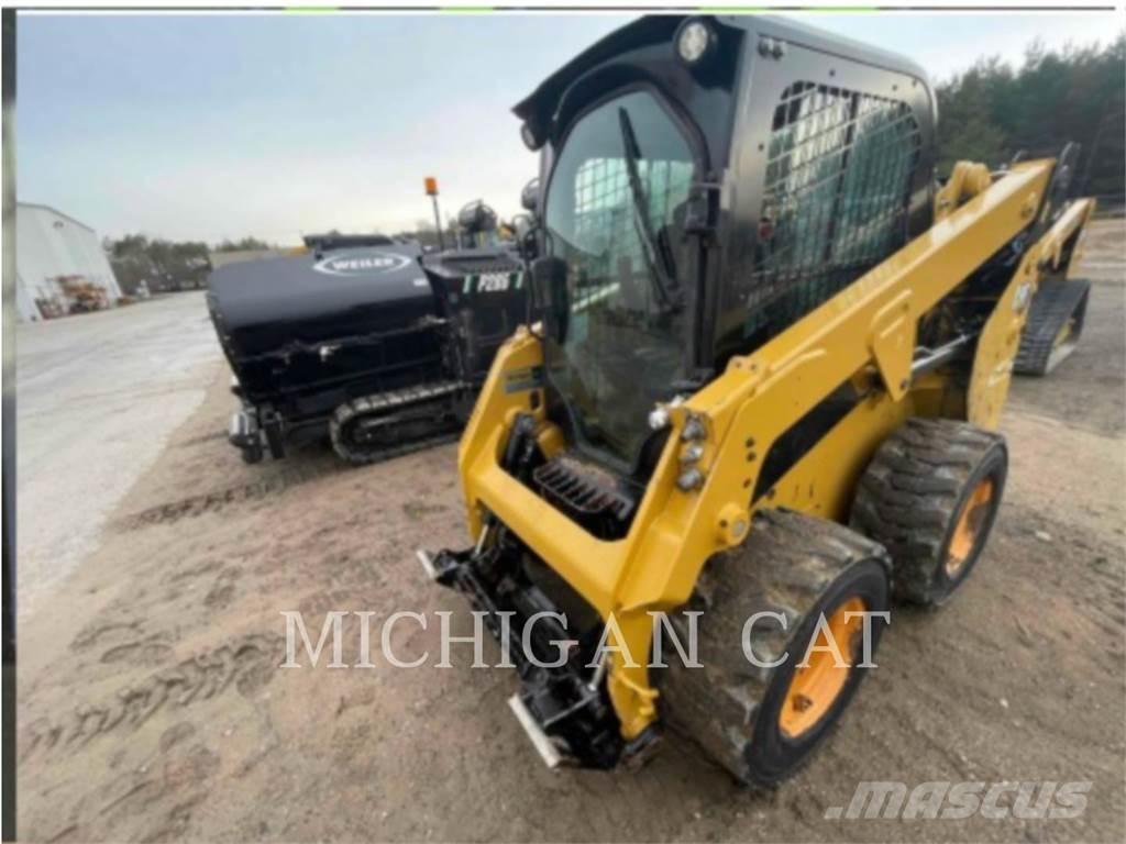 CAT 232D3 AQ Ładowarki burtowe