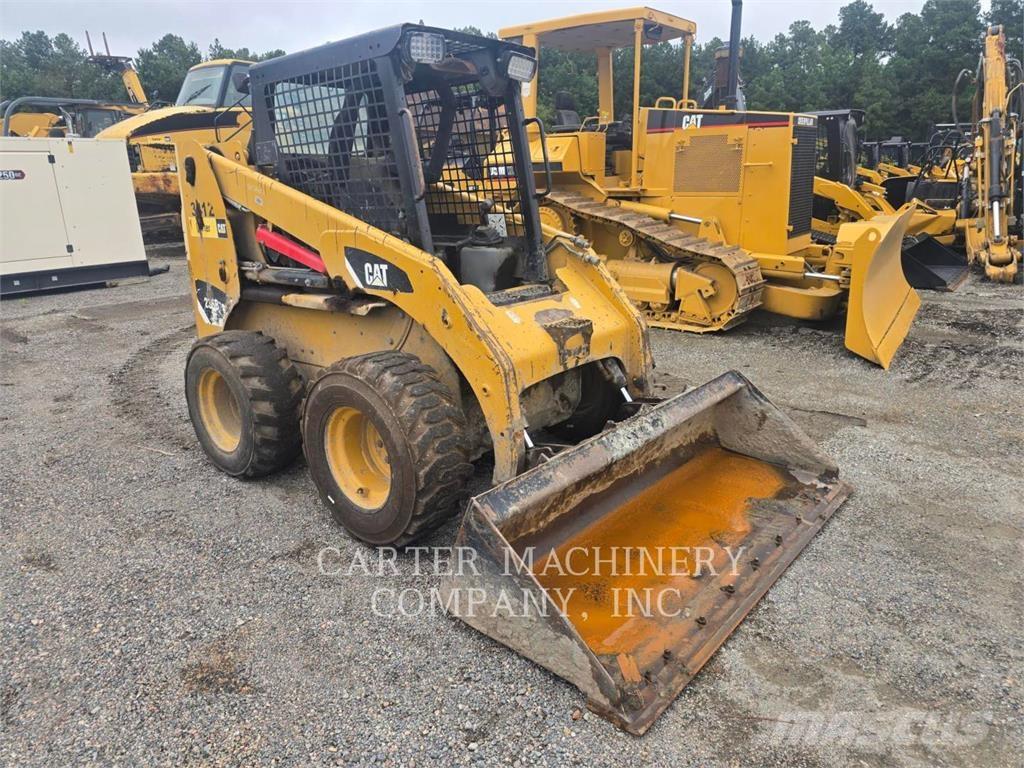 CAT 236 B SERIES 3 Ładowarki burtowe