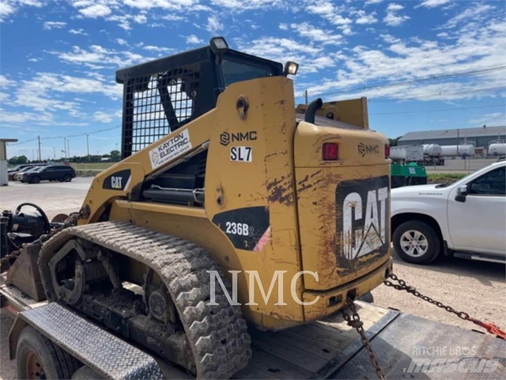 CAT 236B Ładowarki burtowe