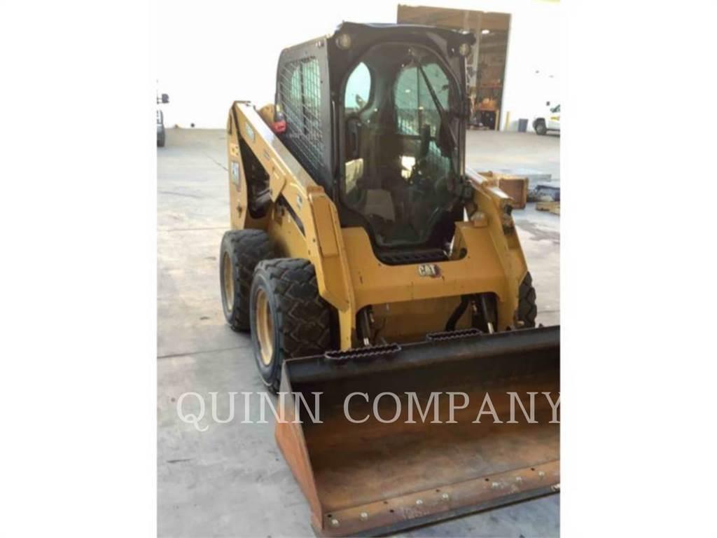 CAT 236D Ładowarki burtowe