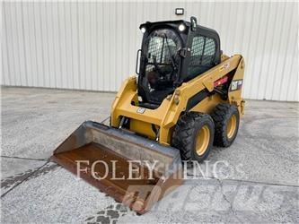 CAT 236D Ładowarki burtowe