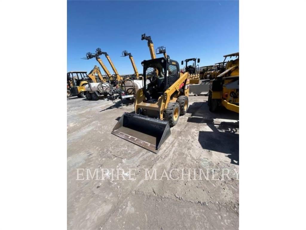 CAT 236D Ładowarki burtowe