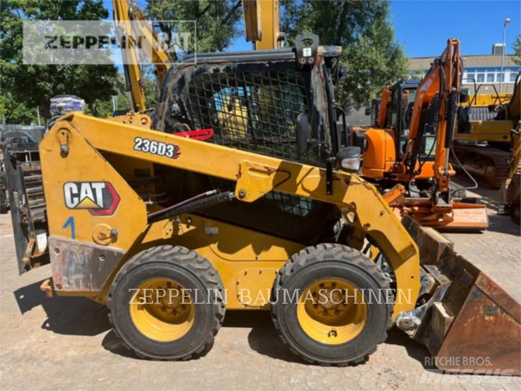 CAT 236D Ładowarki burtowe