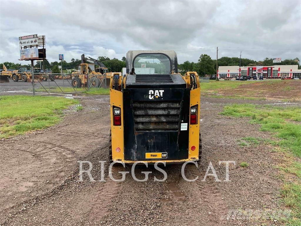 CAT 236D Ładowarki burtowe
