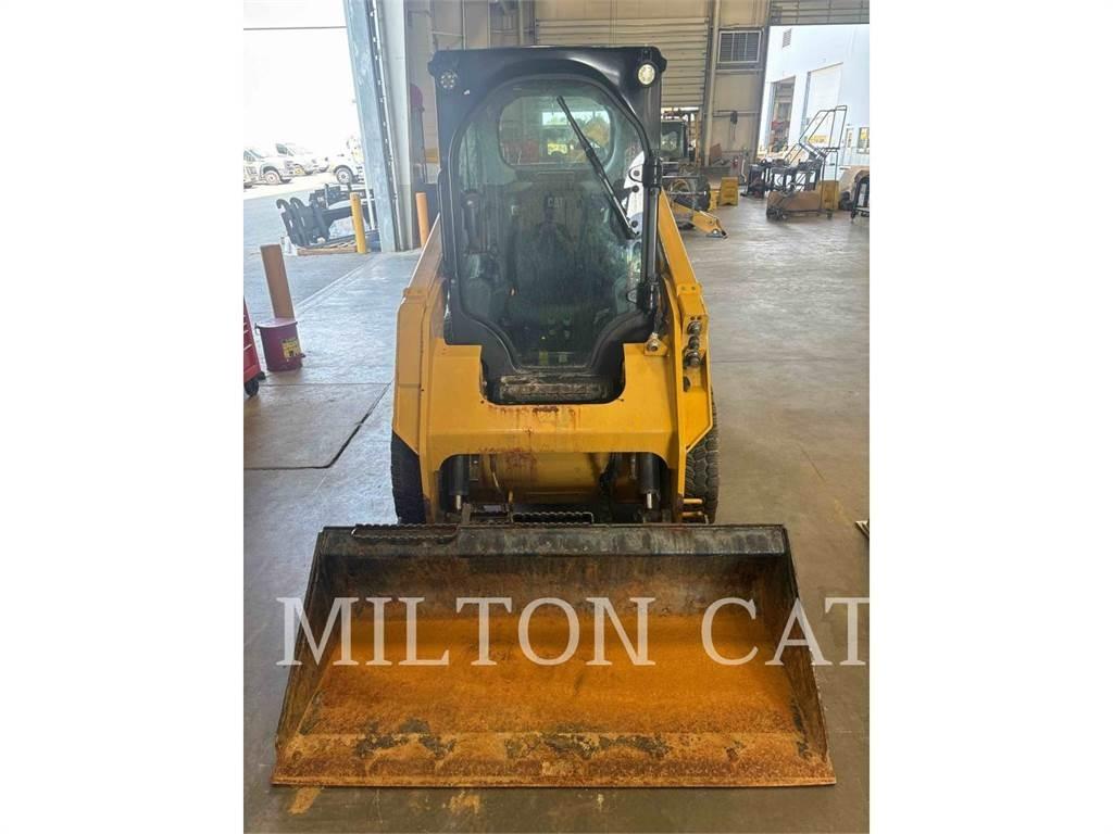 CAT 236D 3 Ładowarki burtowe