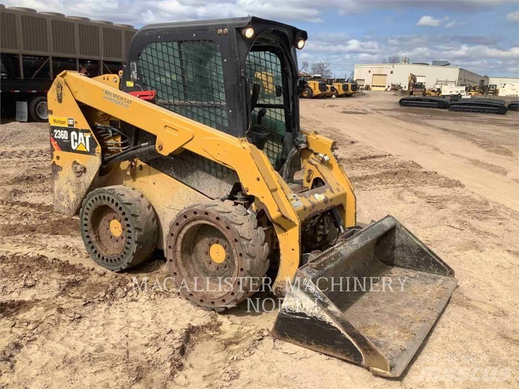 CAT 236D CQ Ładowarki burtowe