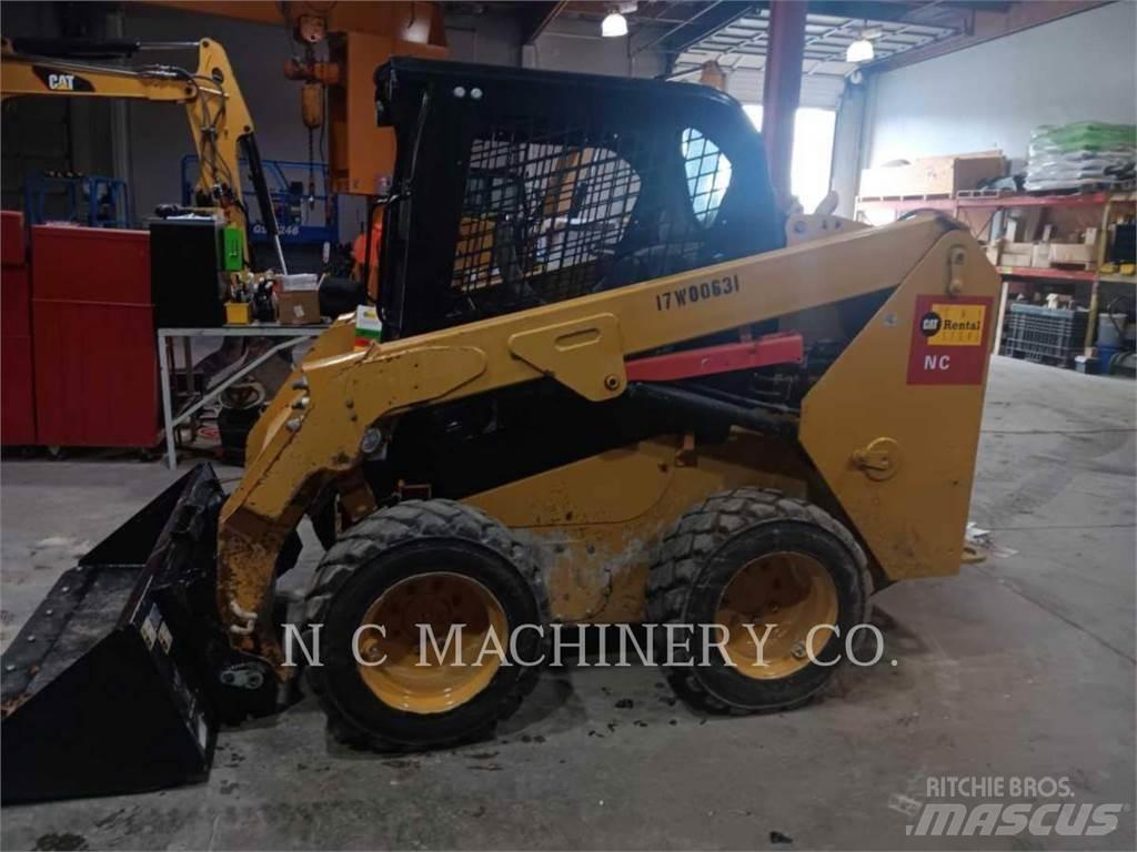 CAT 236D H2CN Ładowarki burtowe