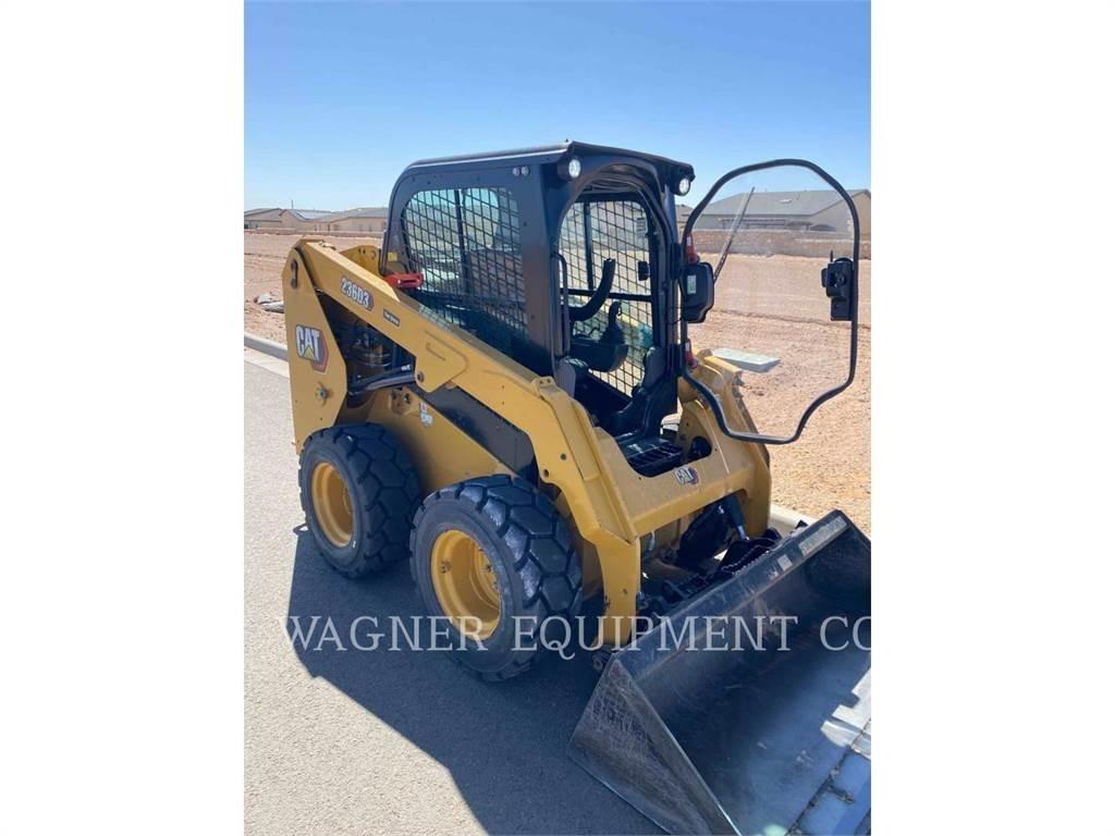 CAT 236D3 Ładowarki burtowe